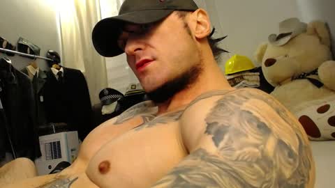 Snapshot of ballard_ chatting on 04.22.26 Bret Ballard online show from 04.22.26