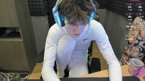 Snapshot of bambelbye chatting on 12.03.24 Gaz online show from 12.03.24