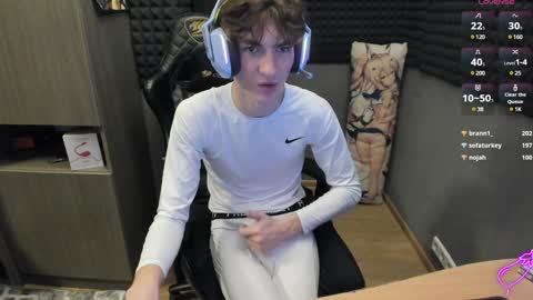 Snapshot of bambelbye chatting on 12.09.24 Gaz online show from 12.09.24