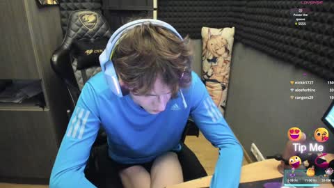 Snapshot of bambelbye chatting on 12.13.24 Gaz online show from 12.13.24