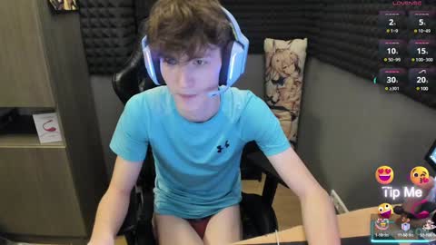 Snapshot of bambelbye chatting on 12.14.24 Gaz online show from 12.14.24