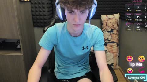 Snapshot of bambelbye chatting on 12.24.24 Gaz online show from 12.24.24