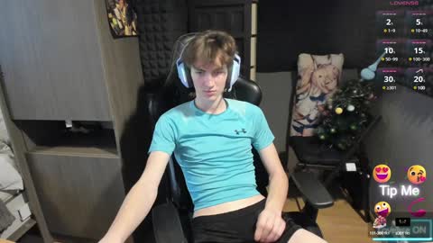 Snapshot of bambelbye chatting on 01.15.25 Gaz online show from 01.15.25