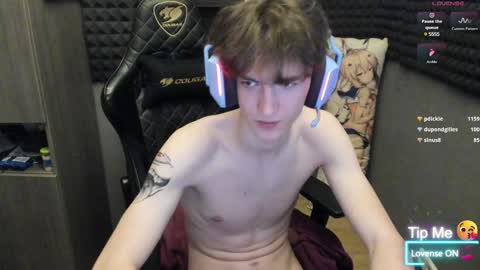 Snapshot of bambelbye chatting on 01.21.25 Gaz online show from 01.21.25