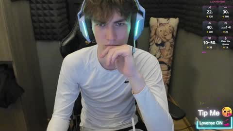 Snapshot of bambelbye chatting on 01.23.25 Gaz online show from 01.23.25