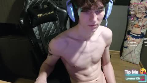 Snapshot of bambelbye chatting on 02.08.25 Gaz online show from 02.08.25