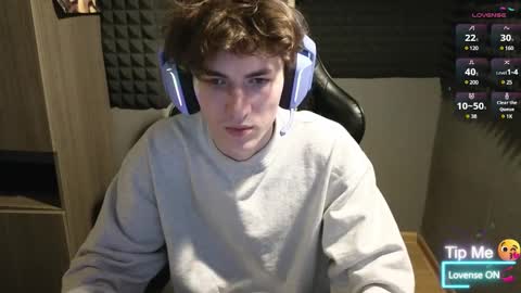 Snapshot of bambelbye chatting on 02.23.25 Gaz online show from 02.23.25