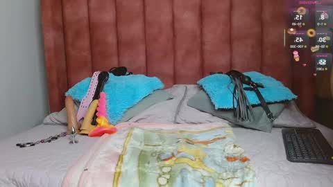 Arianna   online show from 09.17.25