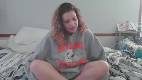 Snapshot of bambi_ambi chatting on 12.21.24 Bambi online show from 12.21.24