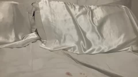 bambidxon online show from 10.11.25