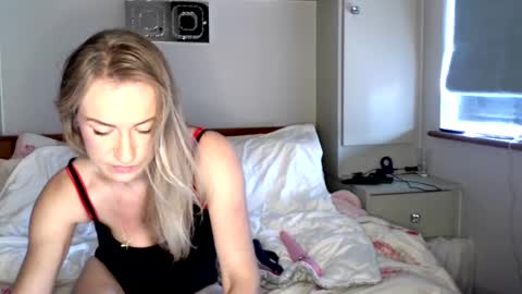 Totty  Nutty online show from 12.15.24