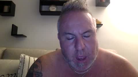 banana5289 online show from 11.05.25