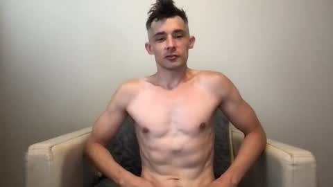 Snapshot of bananacurvesleft chatting on 05.17.26 bananacurvesleft online show from 05.17.26