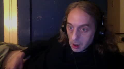 Snapshot of bangintoleather chatting on 01.07.25 bangintoleather online show from 01.07.25