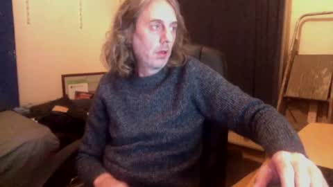 Snapshot of bangintoleather chatting on 10.05.25 bangintoleather online show from 10.05.25