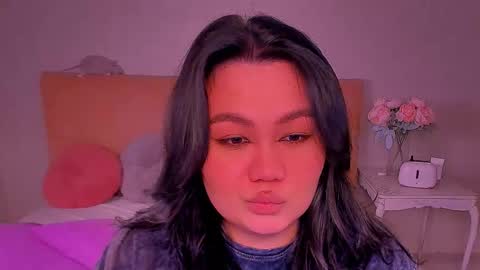 Barbie Kim online show from 02.16.25