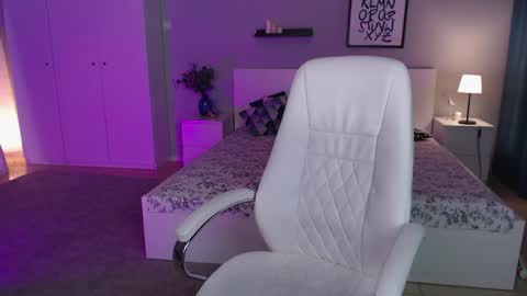 Barb online show from 10.17.25