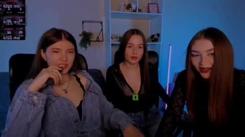 Snapshot of barbara_crazy chatting on 10.10.25 barbara_crazy online show from 10.10.25