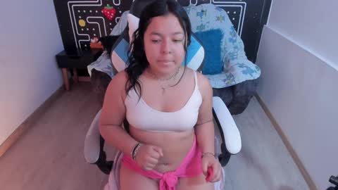 Snapshot of barbara_honey chatting on 01.04.25 Barbara online show from 01.04.25