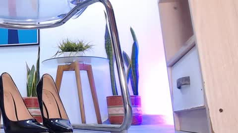 Barbara online show from 02.01.25