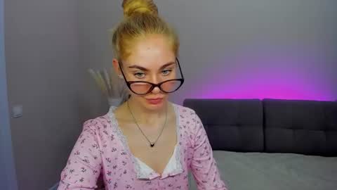 BarbaraChic online show from 08.04.26