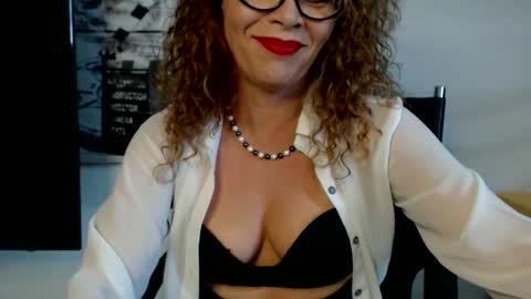 BARBARA DOMME online show from 10.01.25