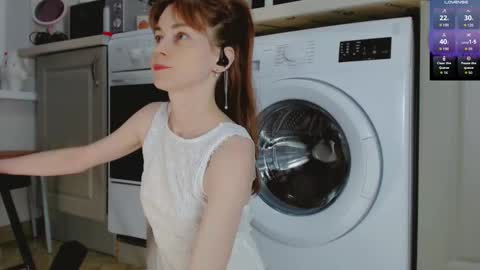 Amina online show from 09.24.25