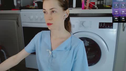 Amina online show from 11.23.25