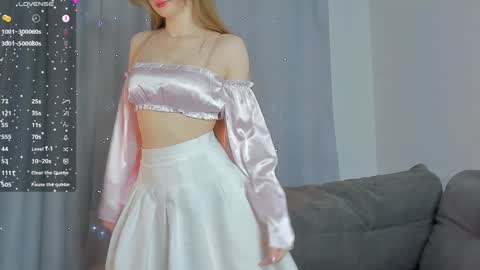 Kendall online show from 12.04.24