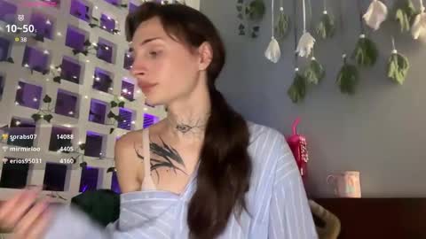 Snapshot of barbie_bi chatting on 01.15.25 My name is Molly. Please say hello I like talking to you. If you have any wishes or obscene desires please use the tip menu online show from 01.15.25