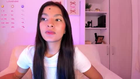  independet model online show from 10.19.25