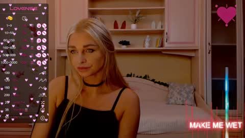 Snapshot of barbie_kiss1 chatting on 12.03.24 barbie online show from 12.03.24