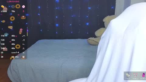 Snapshot of barbieee_doll chatting on 02.23.26 Eva online show from 02.23.26