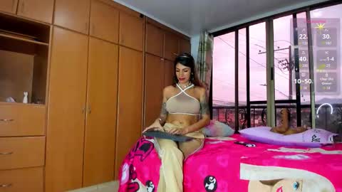 Snapshot of barbiefoxx chatting on 09.15.25 Barbiefoxx online show from 09.15.25