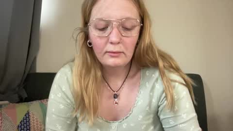 barbiegirl966 online show from 02.22.25