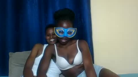 Snapshot of barbies_girles chatting on 09.20.25 barbies_girles online show from 09.20.25
