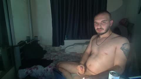 Snapshot of barcanka08 chatting on 05.04.26 Guitarist online show from 05.04.26