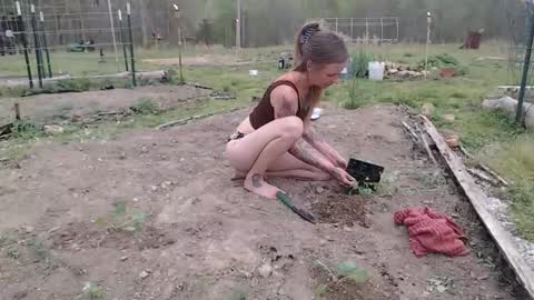 BareFootMuse online show from 04.13.26