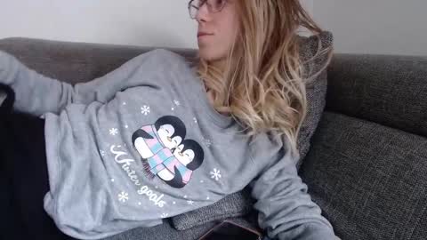 Lena online show from 04.03.26