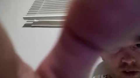 barniemay1 online show from 11.13.25