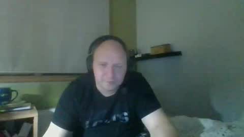 Snapshot of bart_poland chatting on 10.05.25 bart_poland online show from 10.05.25