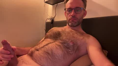 Snapshot of bartyboy11 chatting on 11.20.25 Bartyboy online show from 11.20.25