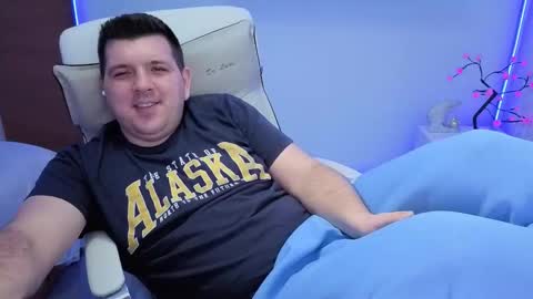 Snapshot of basystem8 chatting on 12.01.25 BASY online show from 12.01.25