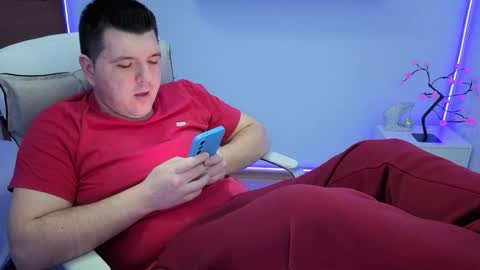 Snapshot of basystem8 chatting on 12.02.25 BASY online show from 12.02.25