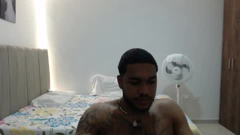 Snapshot of bat_777 chatting on 09.12.25 Aron online show from 09.12.25