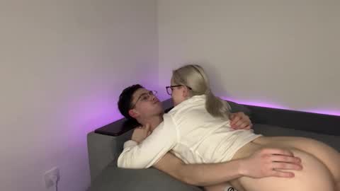 Snapshot of bawdycouple chatting on 11.20.25 Max and Bella online show from 11.20.25