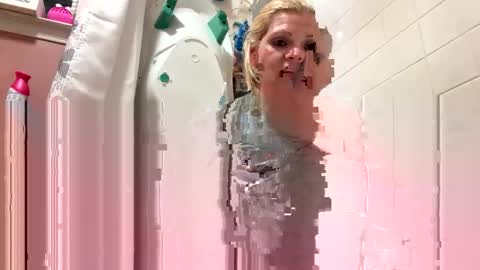 Baylee online show from 04.14.26
