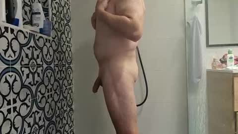 Snapshot of bazooka76 chatting on 09.22.25 bazooka76 online show from 09.22.25