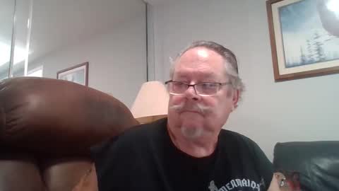 Single Grandpa in Florida. Love to C2C and have Fun Privately online show from 01.08.26