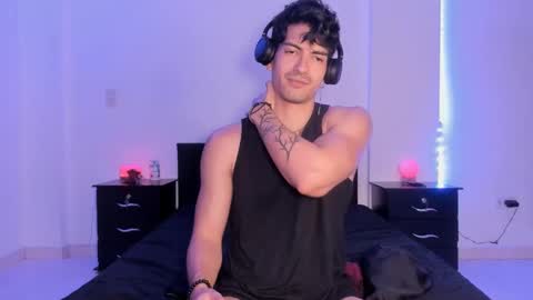 Valentino online show from 01.15.25